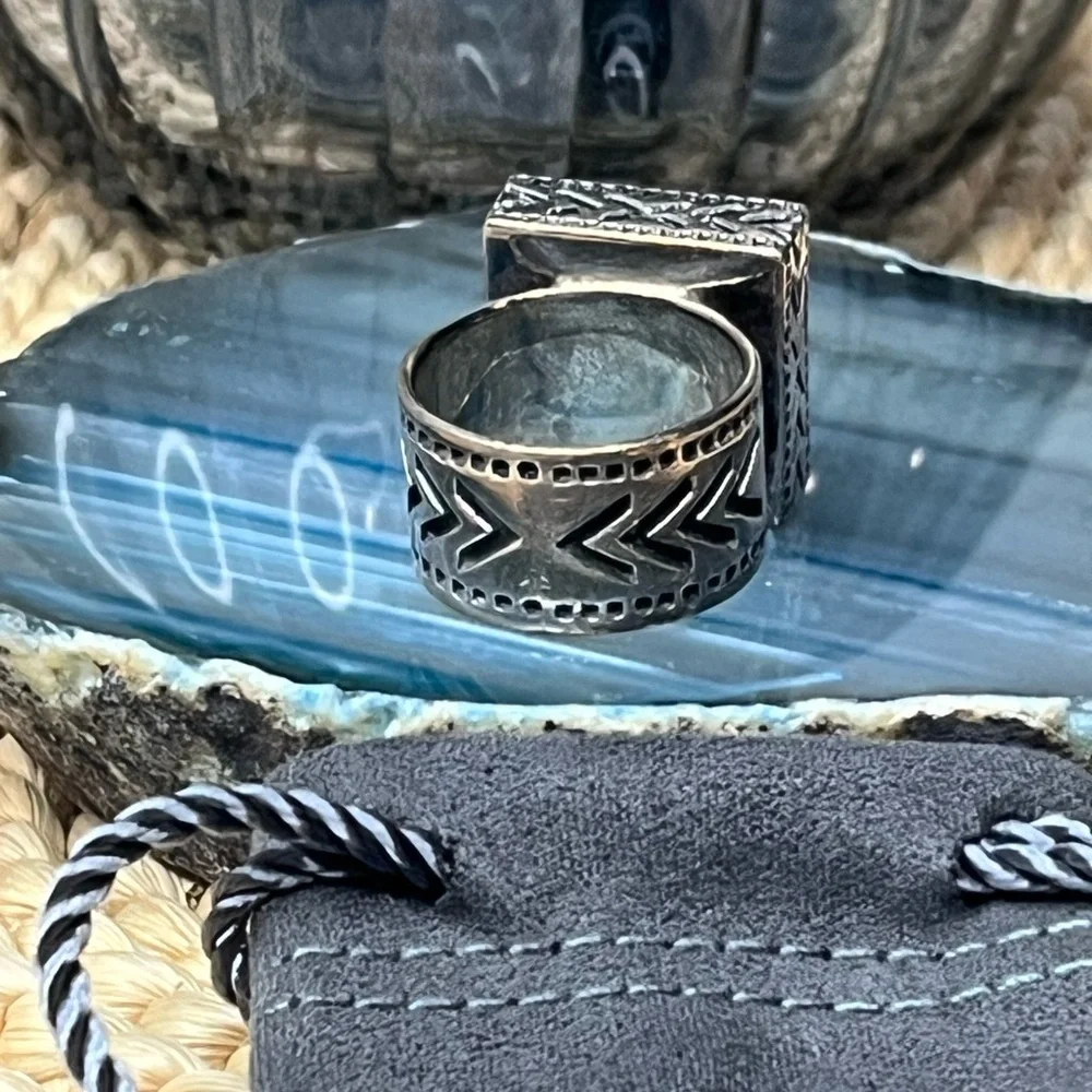 Silpada Sterling Turquoise Square Ring with Southwestern Band Size 6.5-7 - Picture 3 of 6